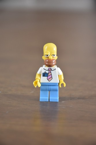 Lego homer simpson minifigure - homer,